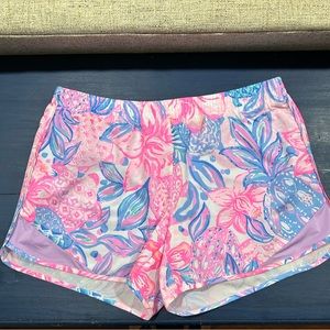 Lilly Pulitzer 4” ocean trail short